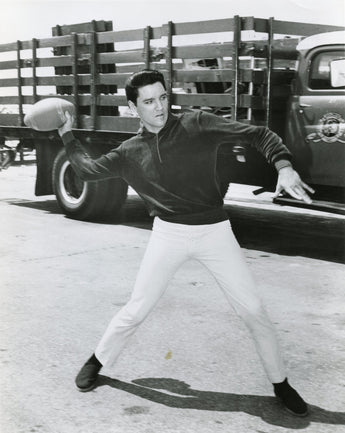 Vtg RARE Black & White Portrait of ELVIS PRESLEY Playing Football Photo #157