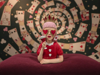 New Red / Pink Girl Queen Of Hearts Cards Valentine Love Figure Statue Decor