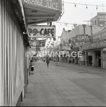 Vtg 1965 The Main Drag Long Beach CA The Pike (Arcade, Shops) Photo #2308