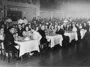 Vtg 1920's - 1930's BETA PHI Frat Photo (Formal Sit Down Dinner) Cheer Room #297