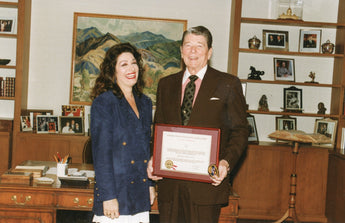 Vtg 1980's President Ronald Reagan W/ Colleagues & Staff Photo #1