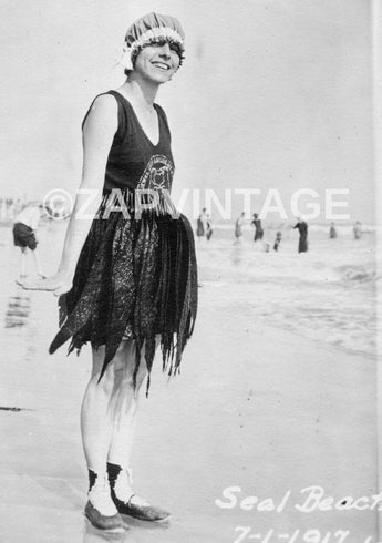 Vintage 1917 Girl On Seal Beach California In Funny Sea Weed Skirt Photo #1840