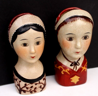 Vtg DUTCH Man & Women Face Head Wall Pocket Vase Flower Vase Hand Painted
