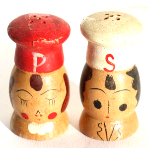 Vintage Boy & Girl Chef Salt and Pepper Shakers Set Wooden Mini 2 1/4" JAPAN