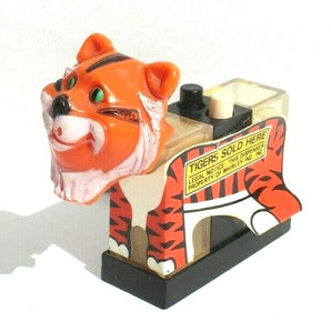 Vintage 1974 Whirley Ind. Advertising Piece Tiger Salt & Pepper Collectable