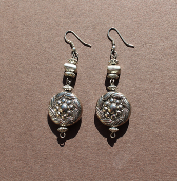 Vintage Light Weight Western South West Chunky Dangling Pierced Earrings