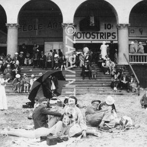 Vintage B&W 1937 Santa Cruz California Pier Boardwalk Beach Photo #867