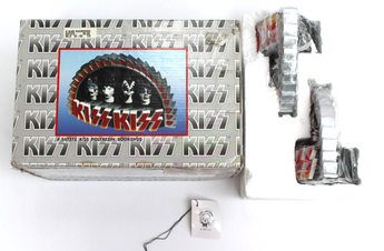 Vtg Sealed Memorabilia KISS Band Polyresin Bookends (Gene Simmons PETER CRISS)