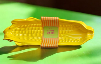 New Set Of 4 Yellow Melamine Corn on the Cobb Dishes BBQ Picnic Party