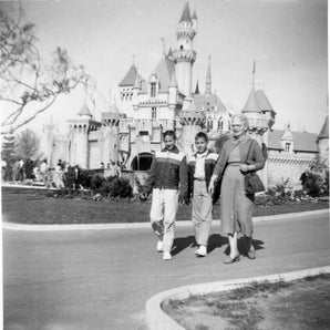Vtg 1960's Black & White Disneyland (Disneylandia) Sleeping Beauty Castle Photo