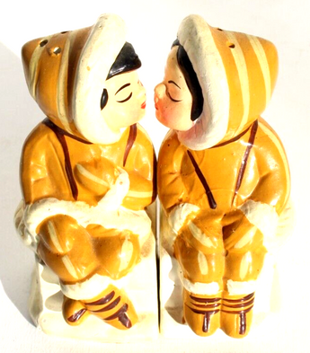 Vintage Eskimo Boy & Girl KISSING Salt & Pepper Shakers Salt N Pepper