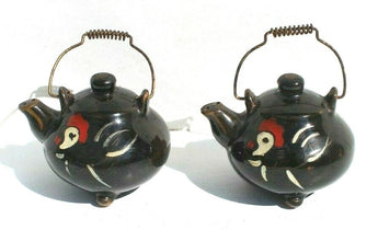 Vintage Redware Roosters Black Tea Pot Salt & Pepper Shakers Kettle Hand Painted