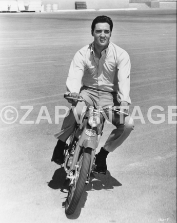 Vtg Black & White Portrait of ELVIS PRESLEY Viva Las Vegas Movie Photo #614