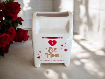 New Cute Valentines Days Heart BE MINE Strawberry Sent Mailbox Room Candle Love