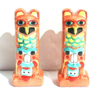 Vintage Totem Pole American Indian Alaska Salt And Pepper Shakers Set