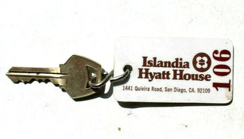 Vtg (#106) Islandia Hyatt House San Diego Hotel Motel ROOM KEY Keychain