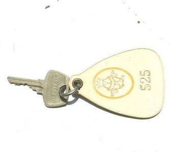 Vtg (# 525) Royal Inn At The Warf San Diego CA Hotel Motel ROOM KEY Keychain