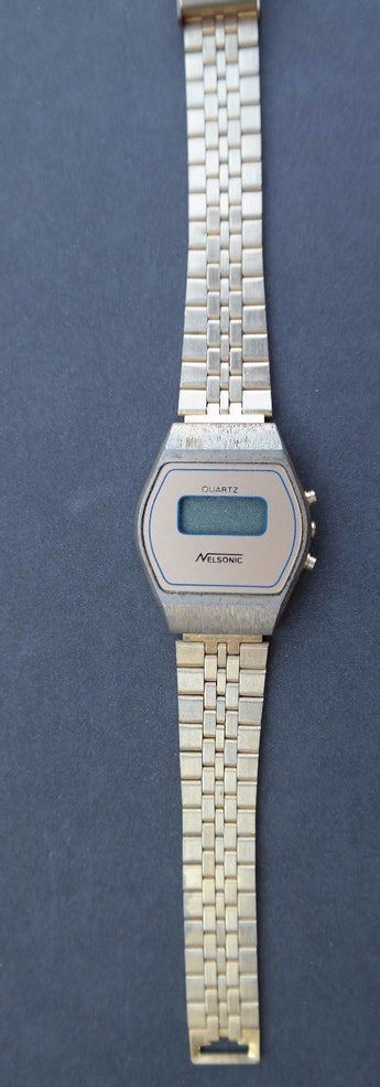 Vintage Women's Gold Nelsonic Quartz Digital Watch Needs Battery