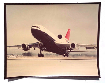 Vintage 1970's Photo Of BRITISH AIRWAYS Airplane TAKING OFF Up Close Photo