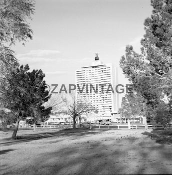 Vintage 1965 Sahara Motel Back Side Las Vegas Nevada Photo #2325