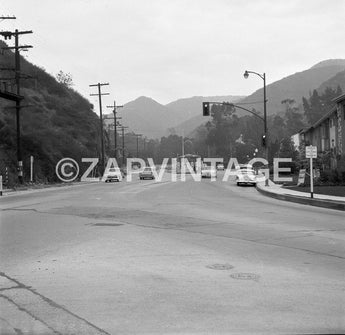 Vtg 1957 W. Hollywood California Start Of Laurel Canyon Gas Station Photo #1719