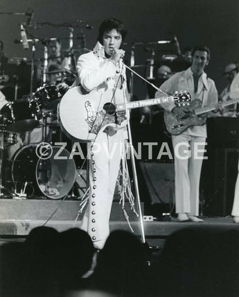 Vintage RARE B&W Portrait of ELVIS PRESLEY On Stage Photo #179