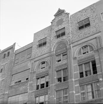 Vtg 1954 Fredrick Miller Brewery Building In Milwaukee Chicago Photo #1461