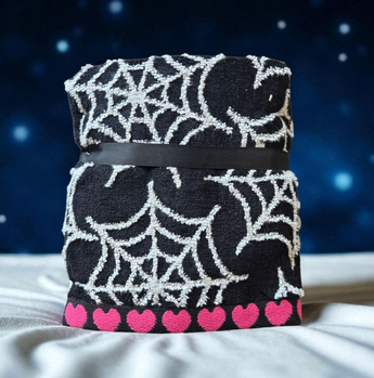 2 Betsey Johnson Black Halloween Spider Web Hand Towels 16x26 Cotton Embroidered