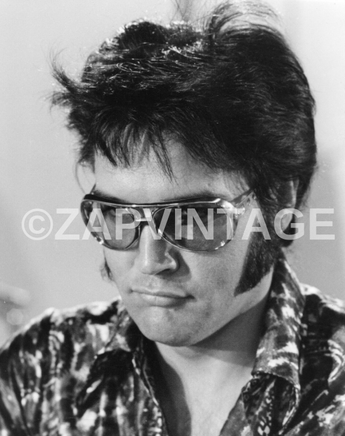 Vtg Black & White Portrait of ELVIS PRESLEY Head Shot W/ Sunglasses Photo #592