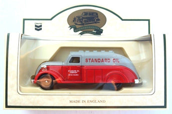 Vtg CHEVRON COMMEMORATIVE Model DIE-CAST Metal Streamline Tank Oil TRUCK