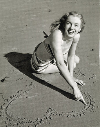 Vintage 1946 Sexy Marilyn Monroe On Beach Making A Heart Photo #3029