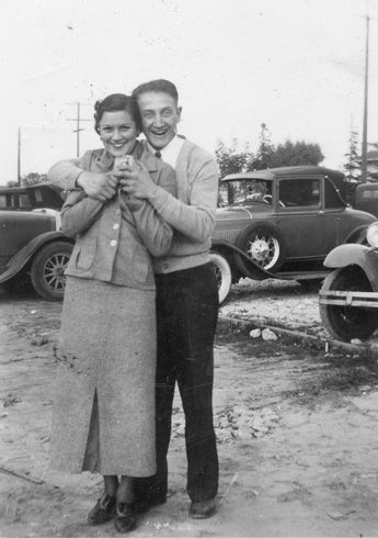 Vtg 1920's - 1930's BETA PHI Frat Photo (Ford Model T California CA) Couple #196