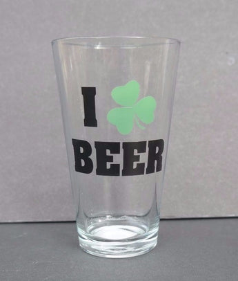 New St. Patricks / St. Patty's I Love Beer Glass / Tumbler 4 Leaf Clover