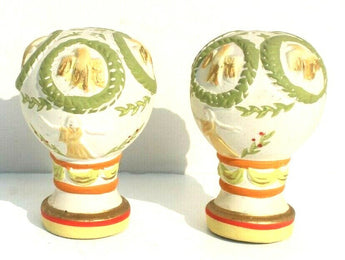 Vtg Small World Hollywood CA Hot Air Balloon Salt And Pepper Shakers Set