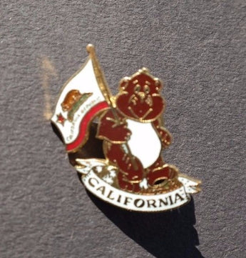 Vtg California Republic GRIZZLY BEAR Collectable Pin BADGE Pinback