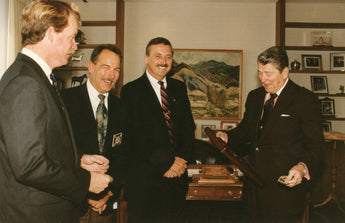 Vtg 1980's President Ronald Reagan W/ Colleagues & Staff Photo #4