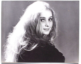 Vintage 1960's Black & White Young Girl MODELING Headshot Photo (1 Of 3)