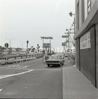 Vintage 1965 Long Beach CA The Pike Parking Lot Old Cars Photo #2316