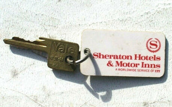 Vtg (#241) Sheraton Hotel Motel & Motor Inns ROOM KEY Keychain