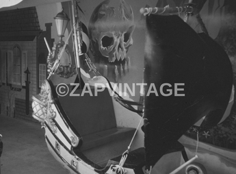 Vintage 1950's Disneyland (Disneylandia) Peter Pan Ride Photo #949