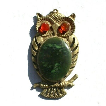 Vintage Metal Gold Owl W/ Green (Gemstone / Geode) Costume Jewelry Pendant