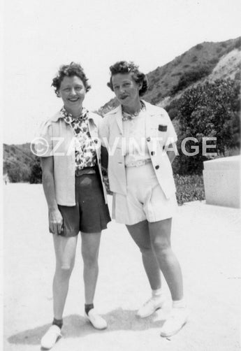 Vintage 1940s Twin Sister Catalina Island Photo #1814