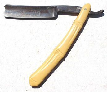 Vintage THE ROCHESTER Straight Razor Bamboo Shape Scales