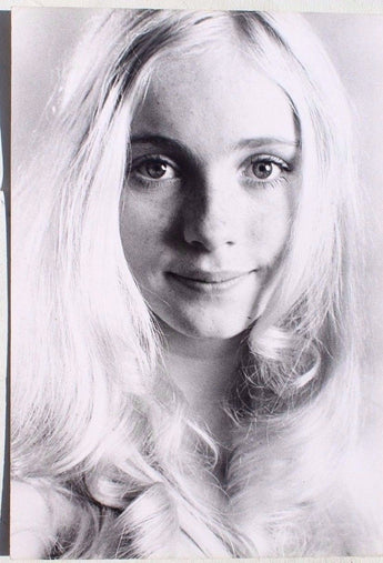 Vintage 1960's Black & White Young Girl MODELING Headshot Photo (3 Of 3)