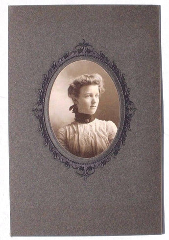 Vintage Antique Black & White 1890's Wife Mrs. Family Photo