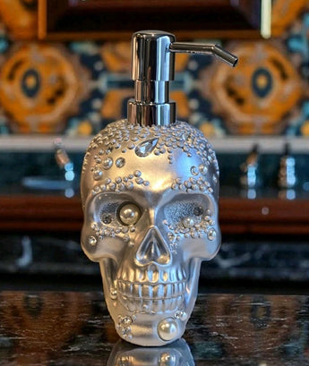New Silver W/ Pearls Diamonds Skull Halloween Soap Dispenser Spooky Decoration