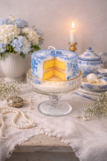 New Laura Ashley Blue White Toile Chic Decorative Floral Cake Scented Candle