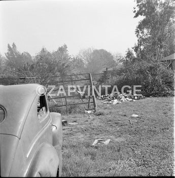 Vintage 1950's Old Country Side California Barn Farm Old Car Photo #1623