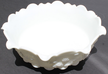 Vtg Large Westmoreland Milk Glass Paneled Grape Pattern Round Salad Bowl