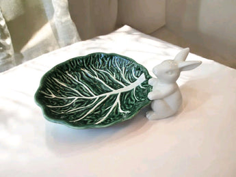 New White / Green Easter Bunny Cabbage Leaf Spring Serving Appetizer Food Tray